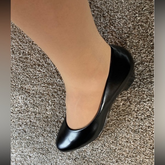 NIB Soft Style Heels Size 9.5 Black - Picture 5 of 5